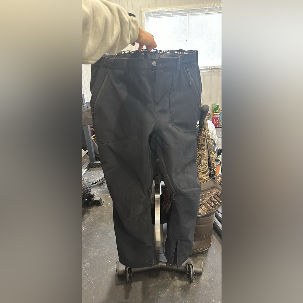 Burton Women’s Snowboard/Ski pants